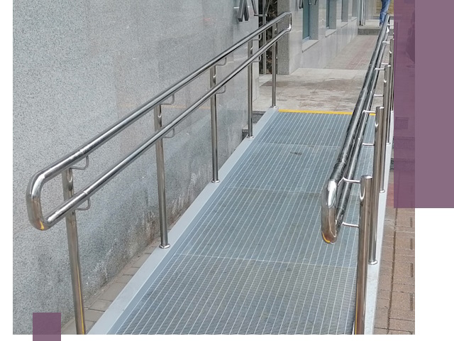 Пандусы для инвалидов в Гудермесе — изготовление и монтаж